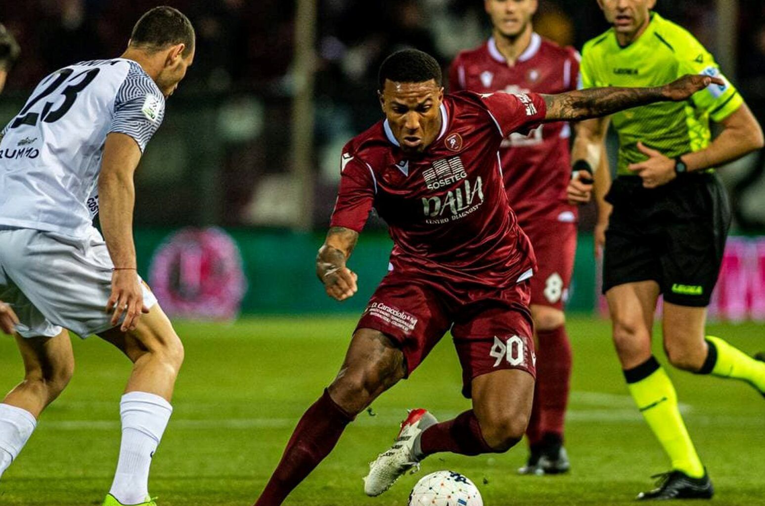 Amaranto trafitti in casa dal Benevento