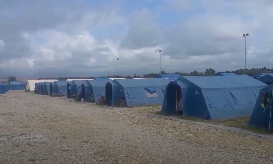 Un altro bracciante investito, sale la tensione alla tendopoli di San Ferdinando