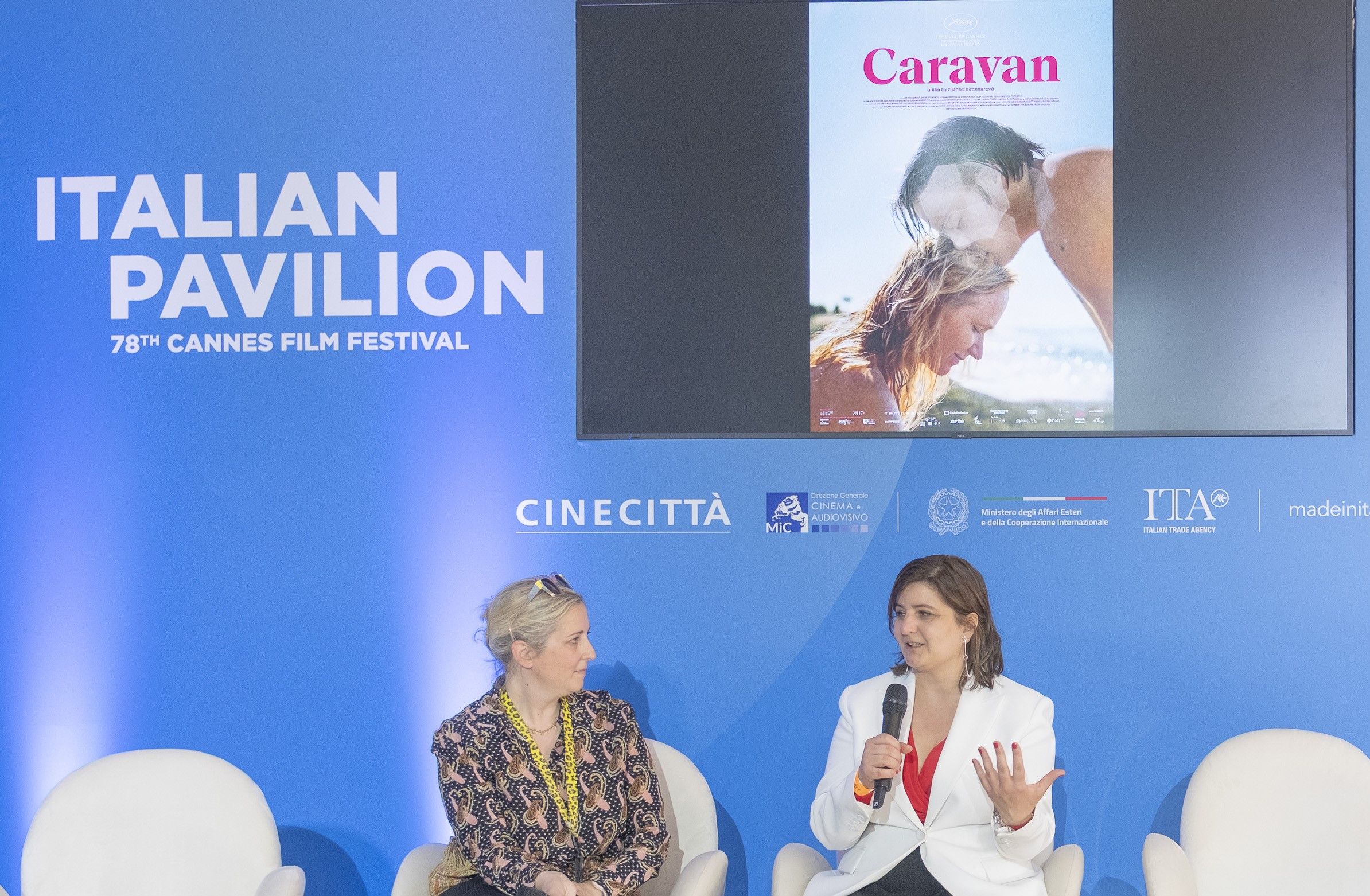 È il giorno di Caravan a Cannes