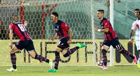 Impresa storica del Crotone, è ancora Serie A