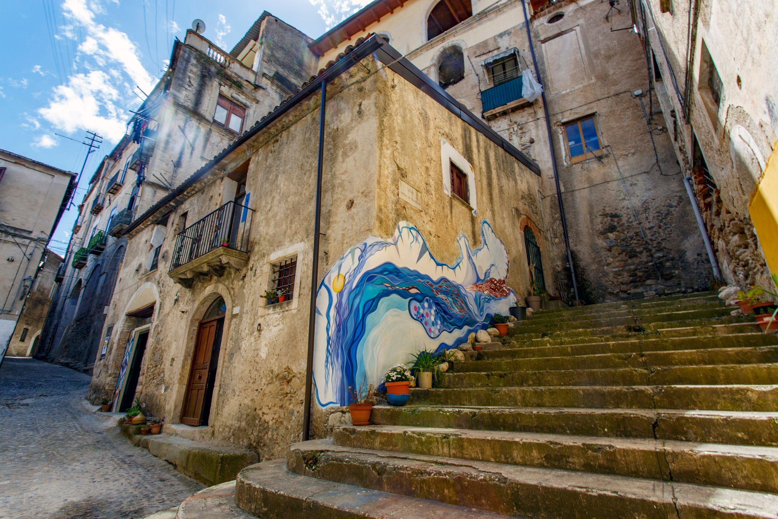 Cosenza, un teatro e un laboratorio di arti grafiche nella vecchia “stamperia” recuperata nel cuore del centro storico
