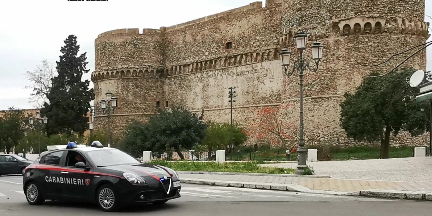 Violenza sessuale nei confronti di una minorenne, latitante reggino arrestato in Germania – VIDEO