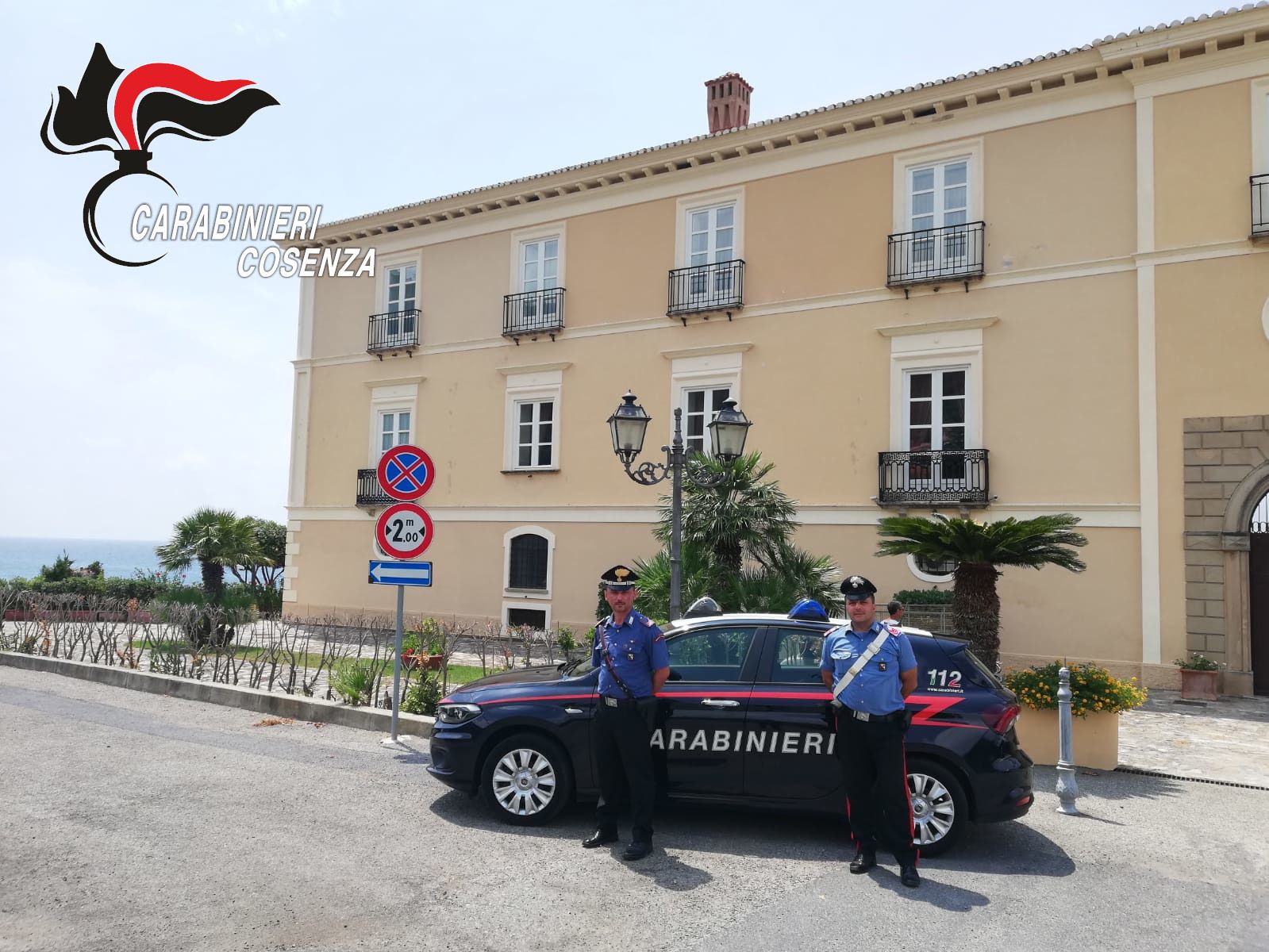 Rubavano l'energia elettrica, arrestati i proprietari di due lidi nel Cosentino