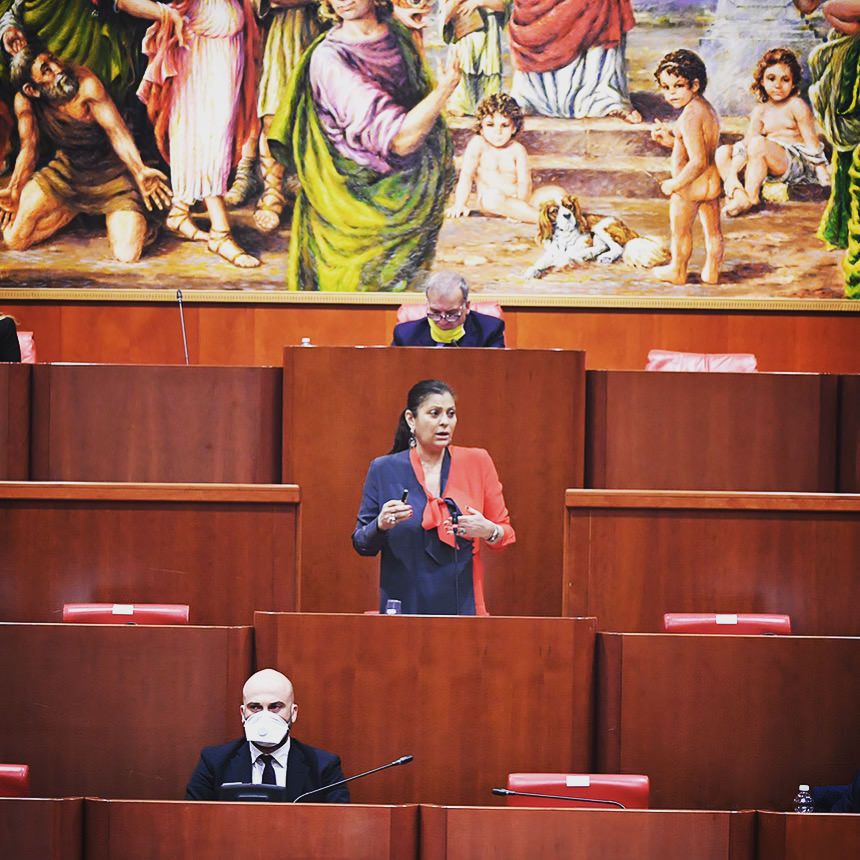 Claim, (tanto) turismo e qualche spot. Ecco il programma di Jole Santelli