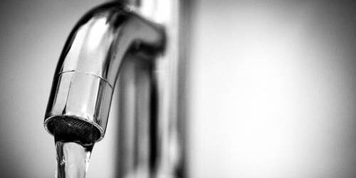 Acqua in Calabria, spesa media di 342 euro a famiglia nel 2021