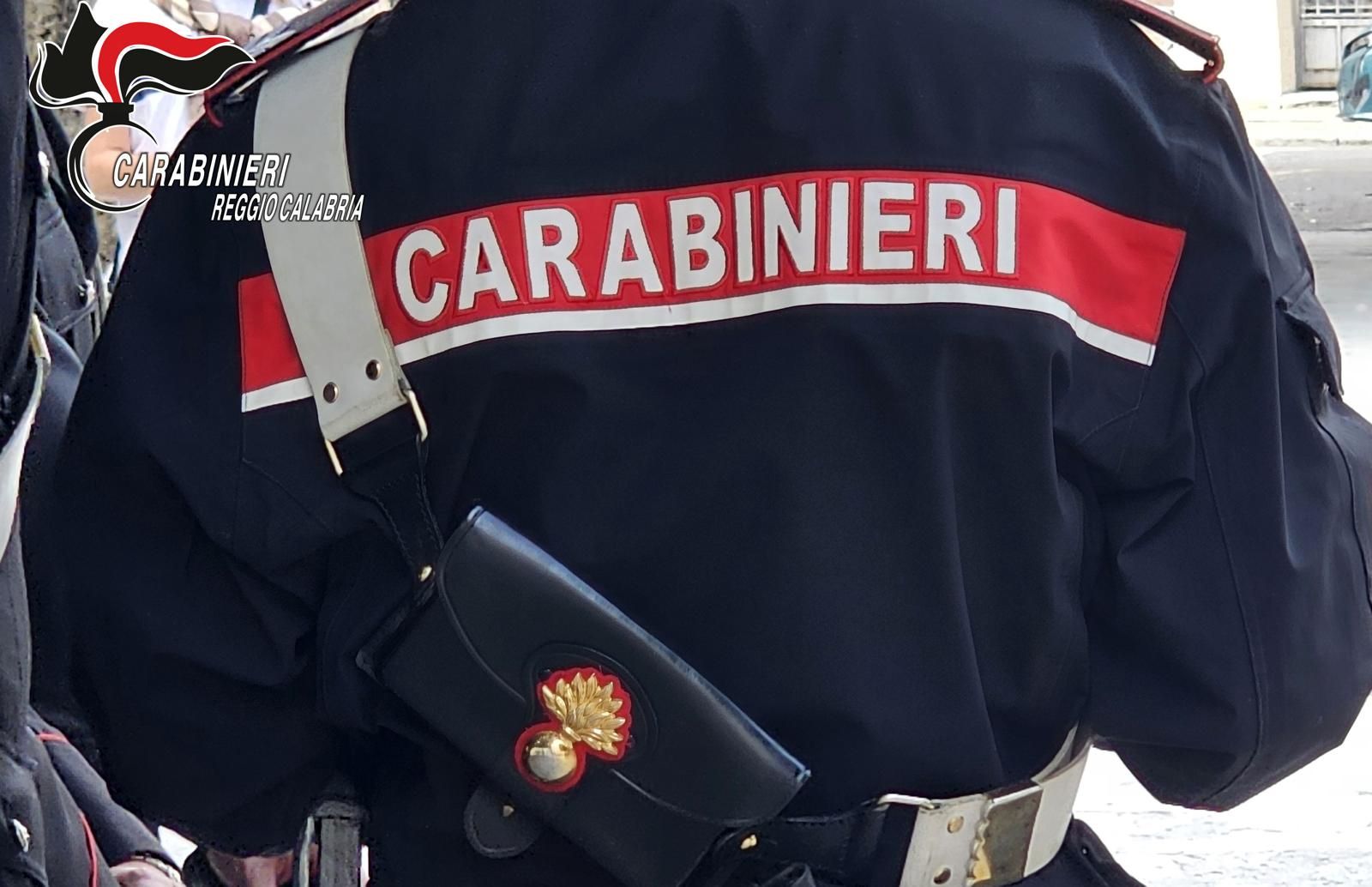 Pellaro, con un bisturi nei pressi dell’abitazione dell’ex compagna: arrestato dai carabinieri