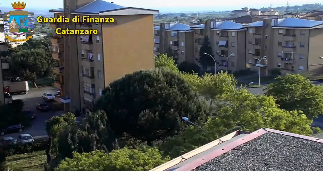 Lamezia, spaccio nel “fortino” rom: tutti condannati