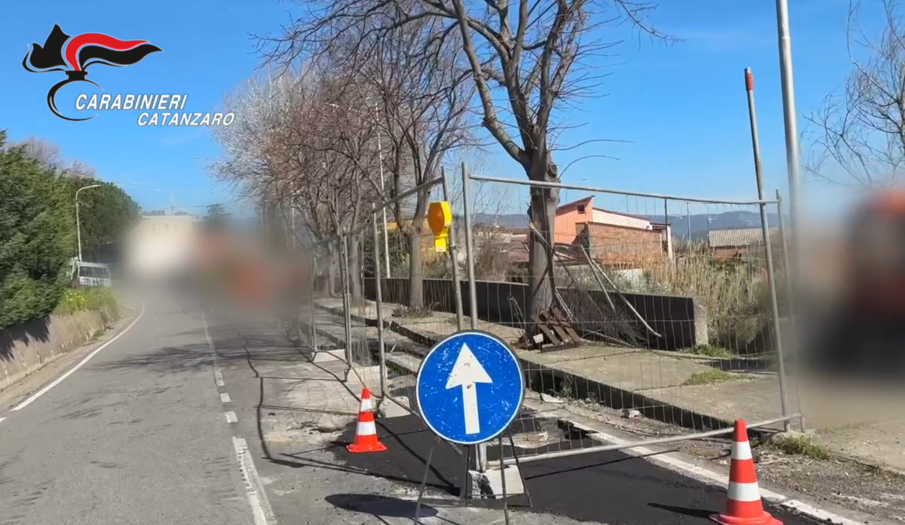 ’Ndrangheta, le estorsioni ai cantieri di Roccelletta e l’operaio minacciato: «Mastro, ve ne dovete andare da qua»