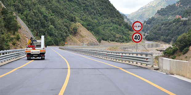 Lavori sospesi sulla Sila-Mare,  Ferraro Spa: «Lo stipendio di luglio è stato erogato»