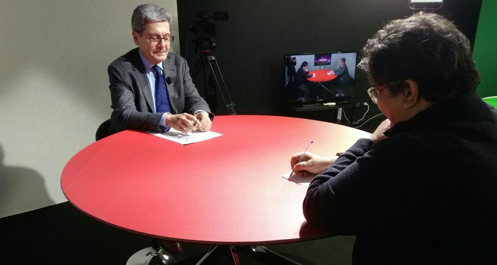 Spagnuolo: «Cosenza nasconde i crimini sotto al tappeto»