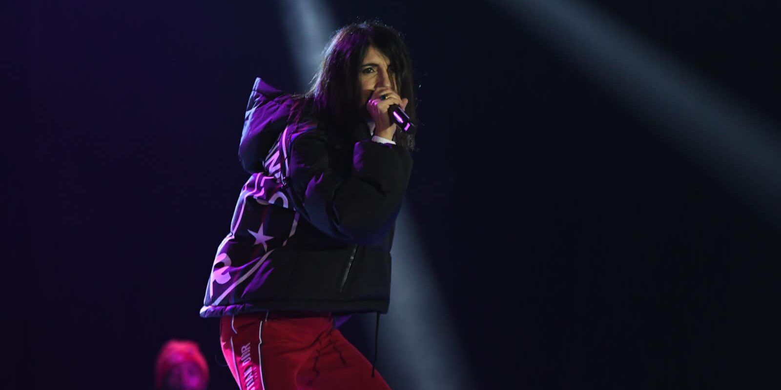 Giorgia infiamma Cosenza, 10 mila persone per la cantante romana – FOTO