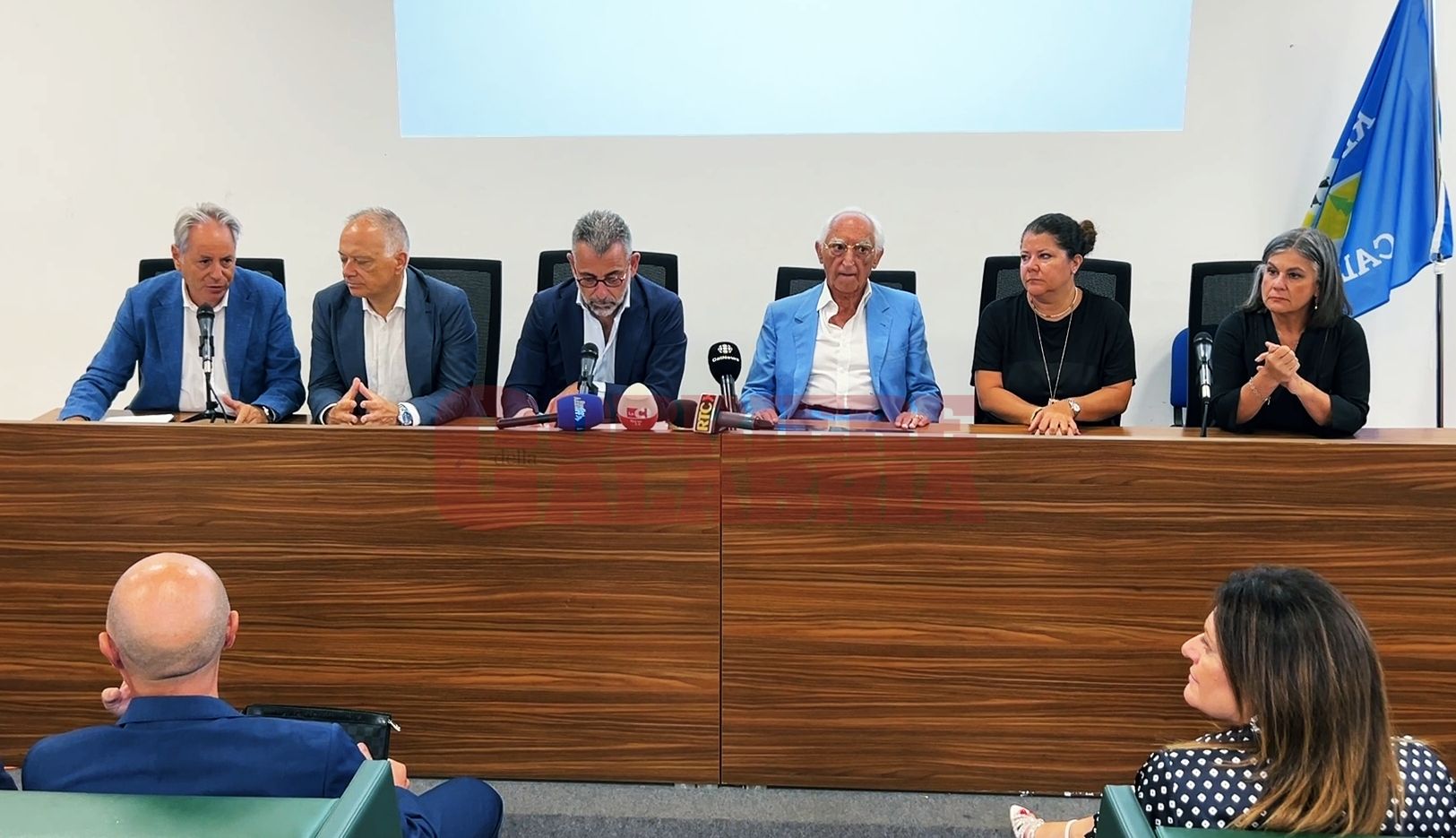 Belvedere Marittimo, sapori e spettacolo con “Dalle Mura al Cielo”. «Un mare così bello non si vedeva da 40 anni»