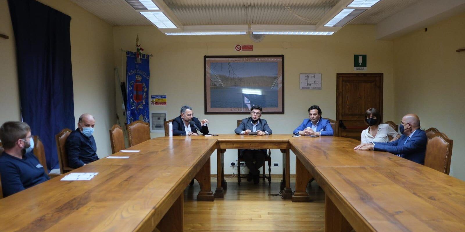 “Yes I Start Up Calabria” fa tappa a Fagnano Castello con l’assessore Orsomarso