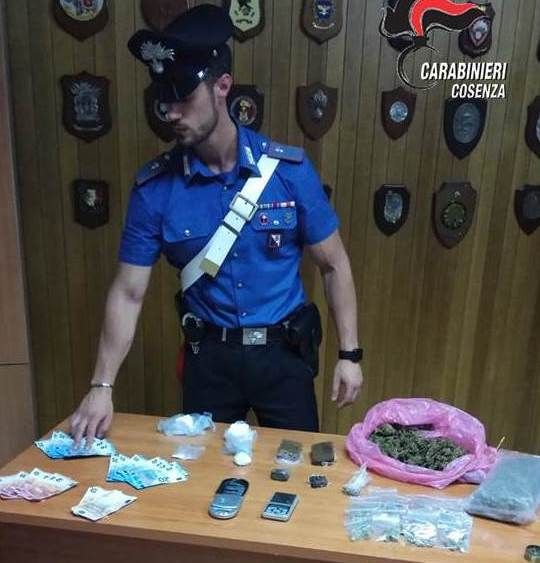 Blitz a San Giovanni in Fiore, arrestati tre pusher: avevano 700 gr di droga