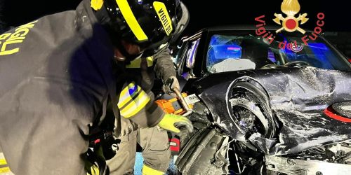 incidente crotone ss 106