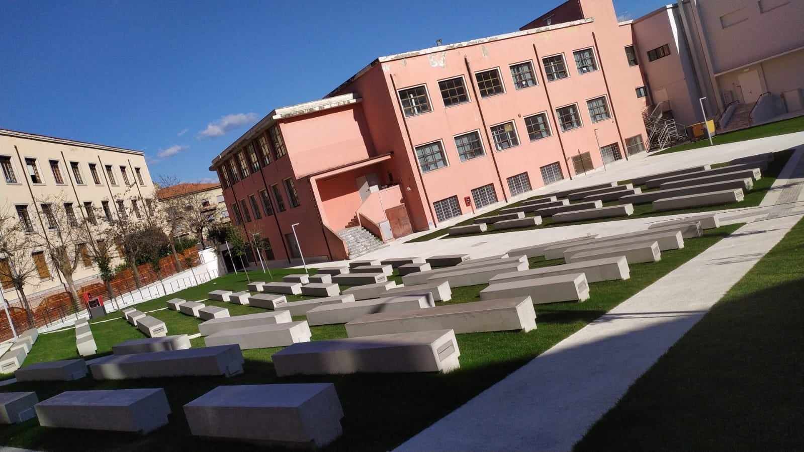 Scende la pioggia alla Casa della Musica, la denuncia: «Ai concerti rischiamo di dovercene andare all’improvviso»