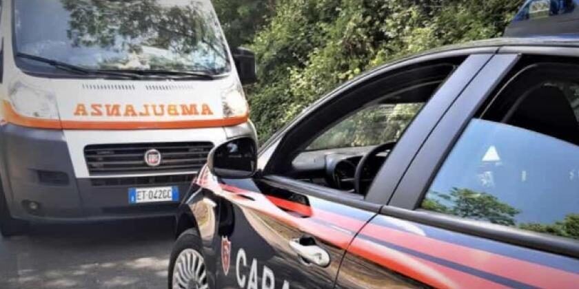 Violenta rissa su una spiaggia nel Crotonese, 4 feriti: uno è in gravi condizioni