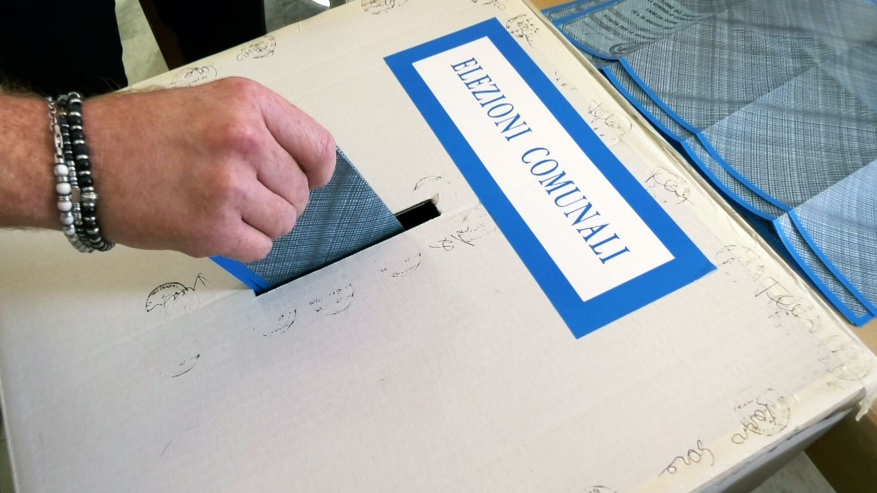 Elezioni 2026, ecco perché il voto in questi tre centri del Cosentino va ben oltre il dato locale – NOMI