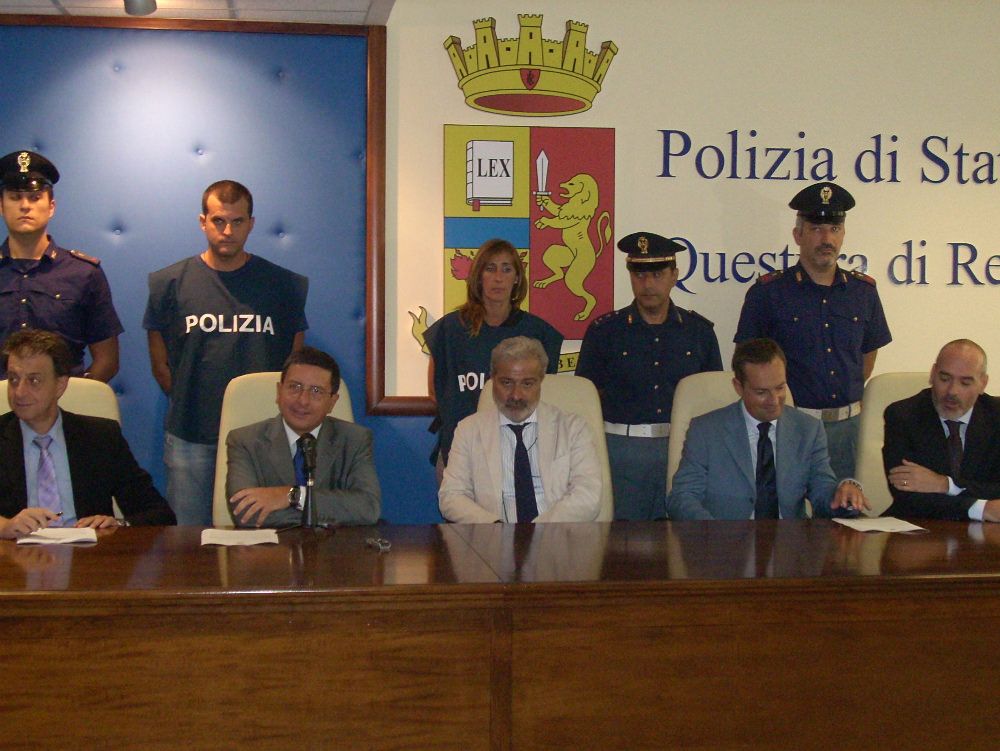 Una strage familiare «per legittima difesa»