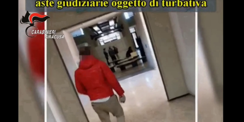 incendio aste siracusa