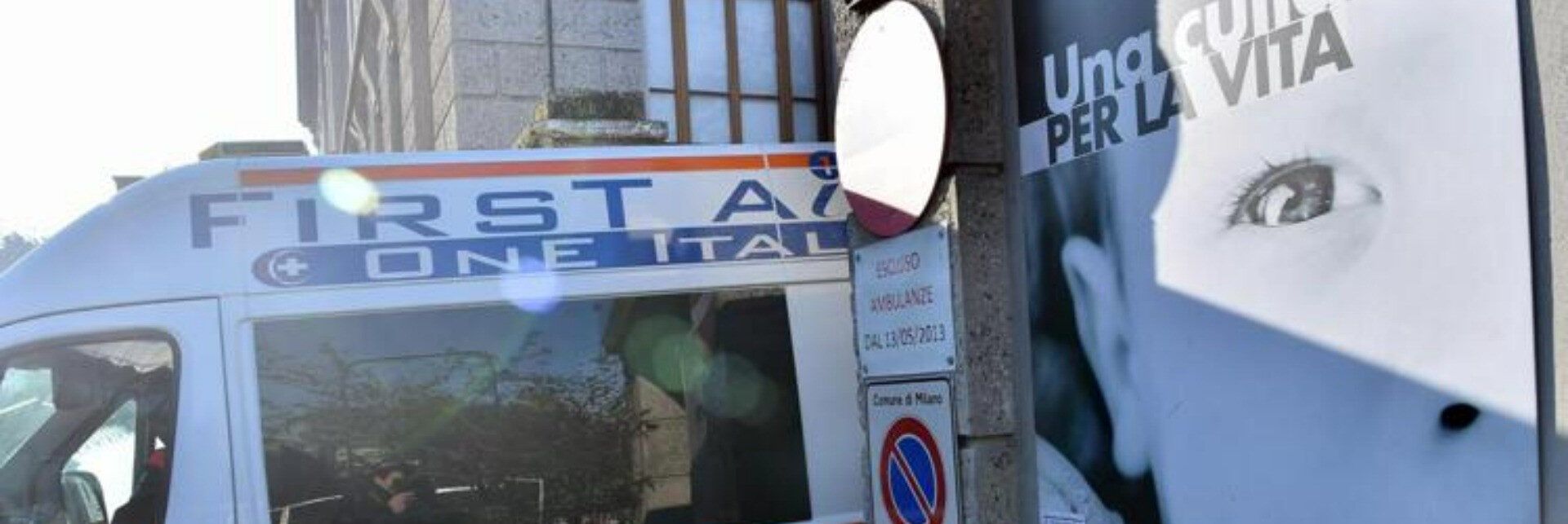 Neonato lasciato dalla madre al Policlinico di Milano