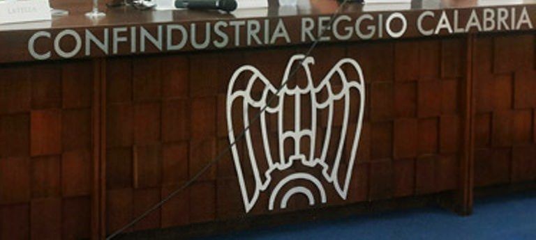 Confindustria Reggio: «Da Scura dichiarazioni sconcertanti»