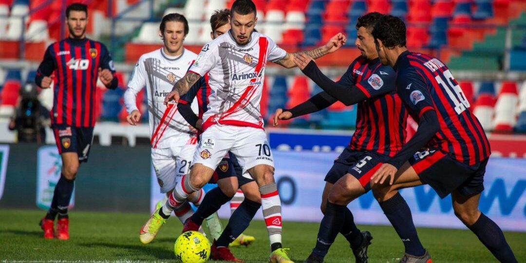 Serie B, Cosenza sconfitto dalla Cremonese