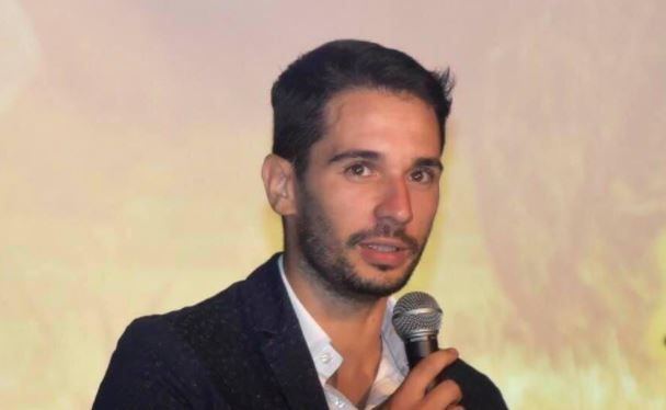 Porcaro: «Andrò all’estero per lavoro. Ecco perché mi dimetto»