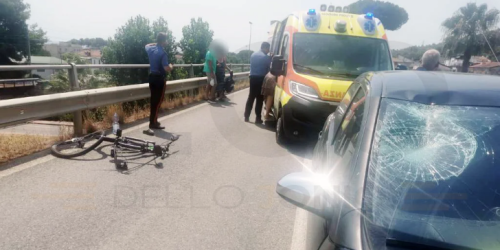 Investito con la bici a Montegiordano: 14enne trasferito d'urgenza al "Giannettasio"