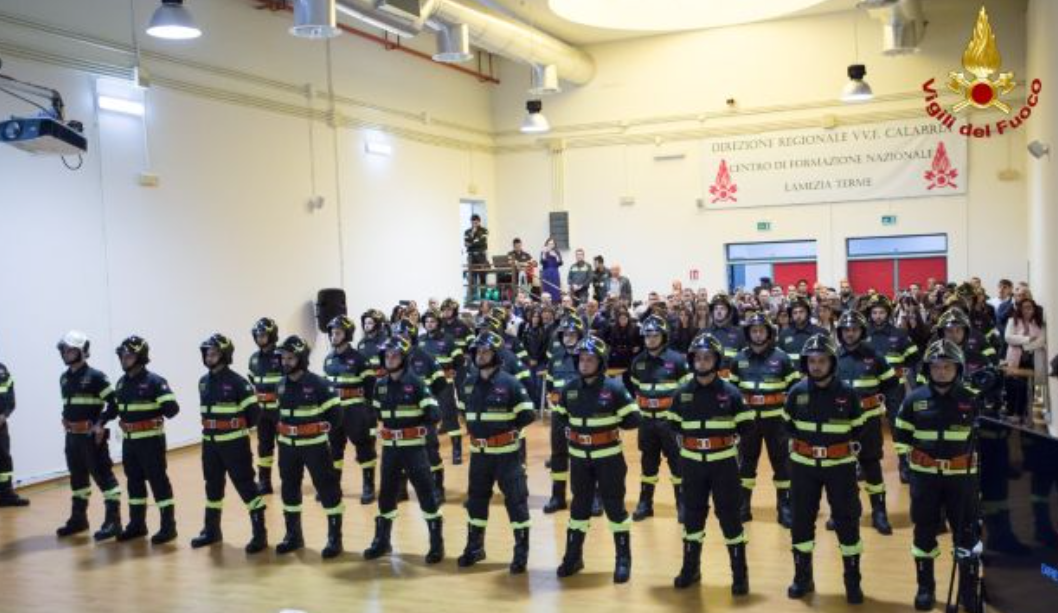 Vigili del Fuoco, emozioni e orgoglio al giuramento di Lamezia Terme