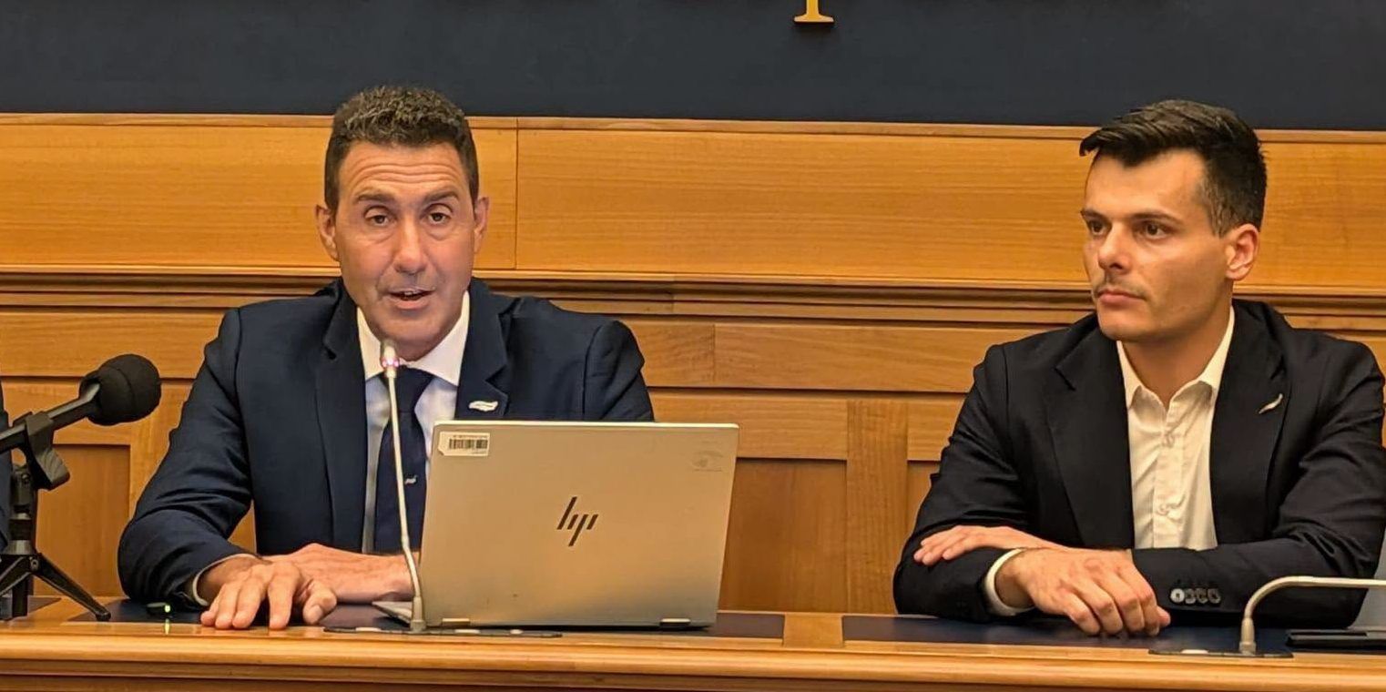 «Cannizzaro attacca Vannacci dopo aver pregato per il suo sostegno alle Comunali di Reggio»