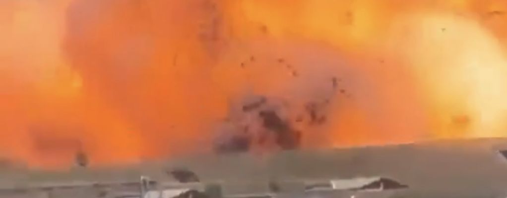 Forte esplosione in uno stabilimento di munizioni a Colleferro – VIDEO