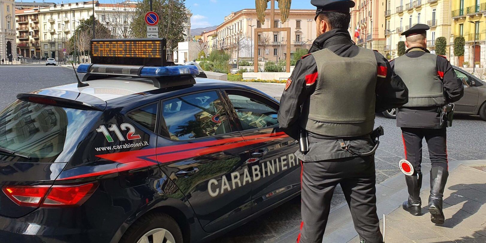 Arrestato per detenzione di droga un 22enne nel Crotonese