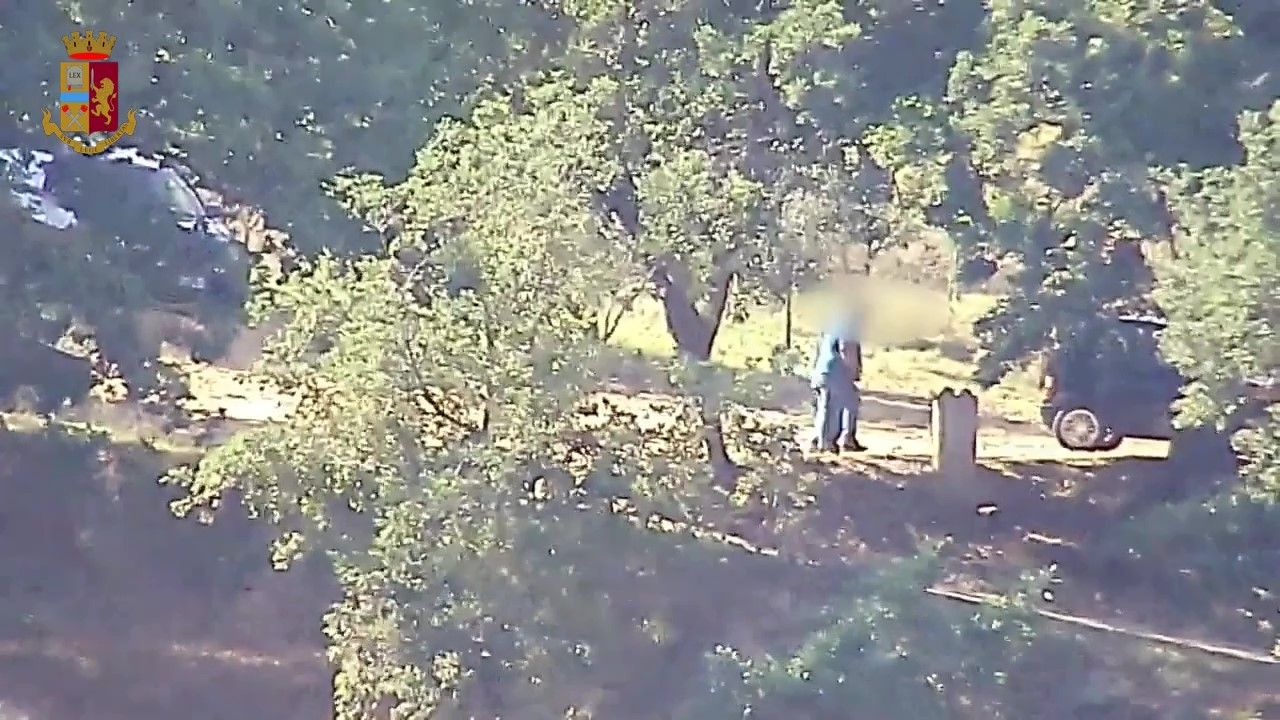 ‘Ndrangheta, favorirono e gestirono la latitanza del boss Domenico Crea: 8 arresti – NOMI e VIDEO