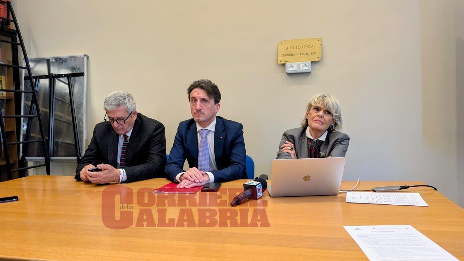 Due nuovi sistemi robotici di intelligenza artificiale potenziano il parco tecnologico dell’Ospedale di Cosenza