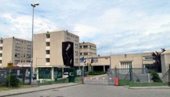 Carcere di Rossano, droga e telefonini nascosti nello scarico del bagno