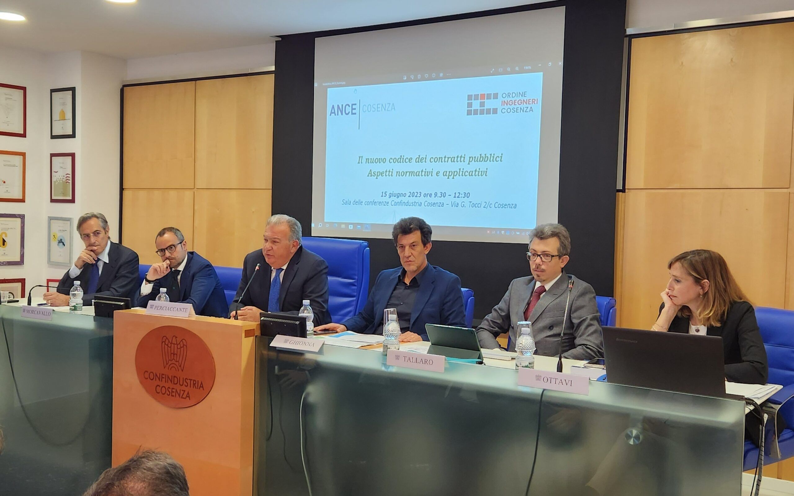 Nuove norme per gli appalti pubblici, a Cosenza imprenditori e tecnici delle amministrazioni pubbliche a confronto