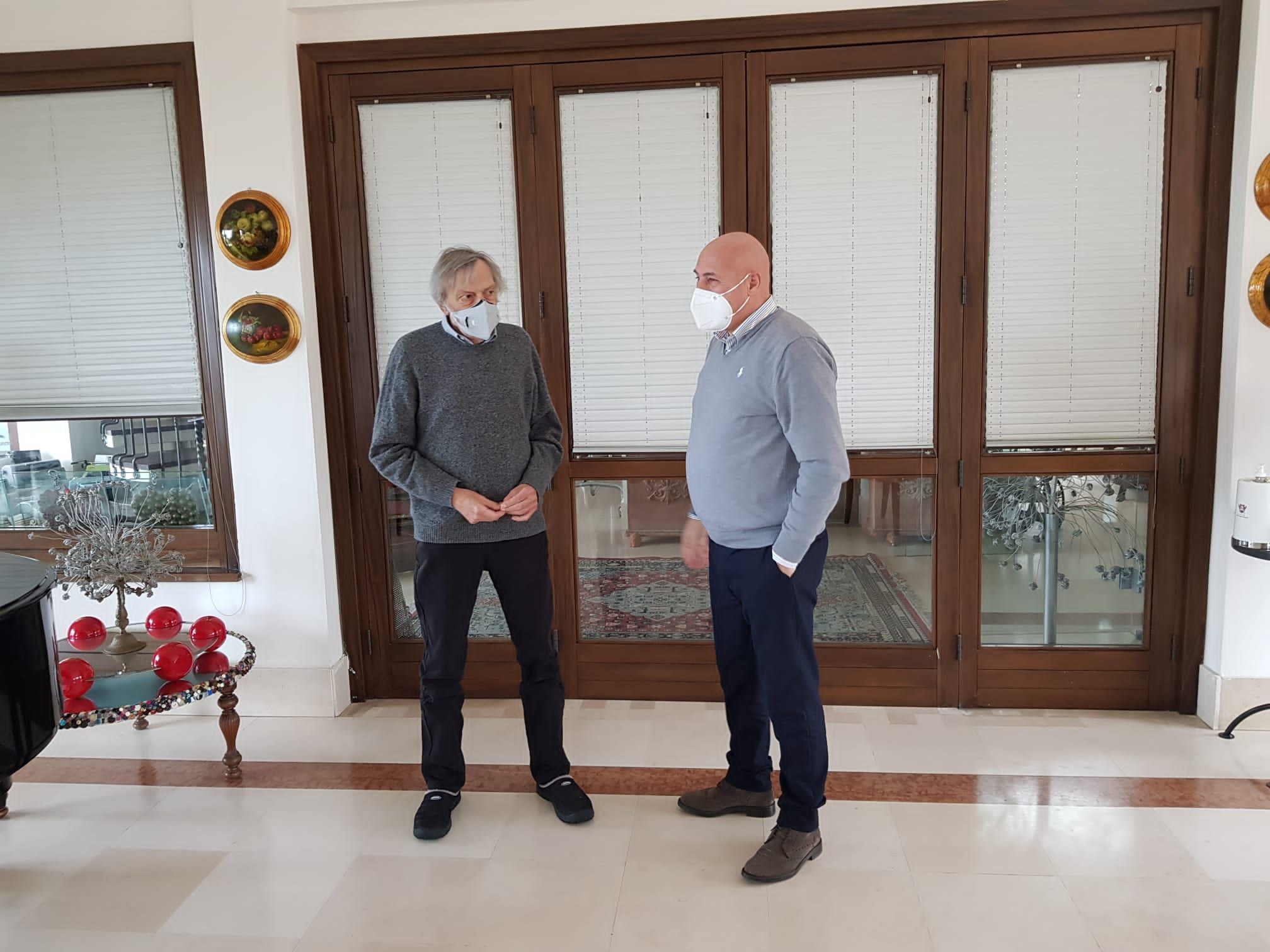 Progetto Emergency a Crotone, incontro Voce-Strada. «Chiunque può contribuire»