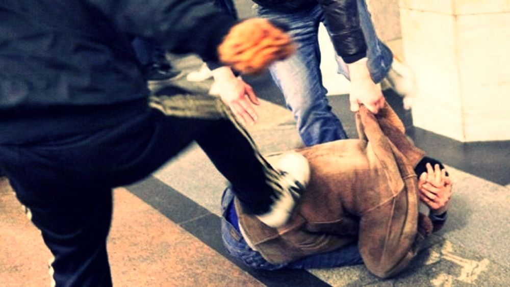 ’Ndrangheta nelle Preserre, spedizioni punitive e “soldi” per evitare il pestaggio. «Se vuole fare pace, deve portare il figlio qua e picchiarlo»