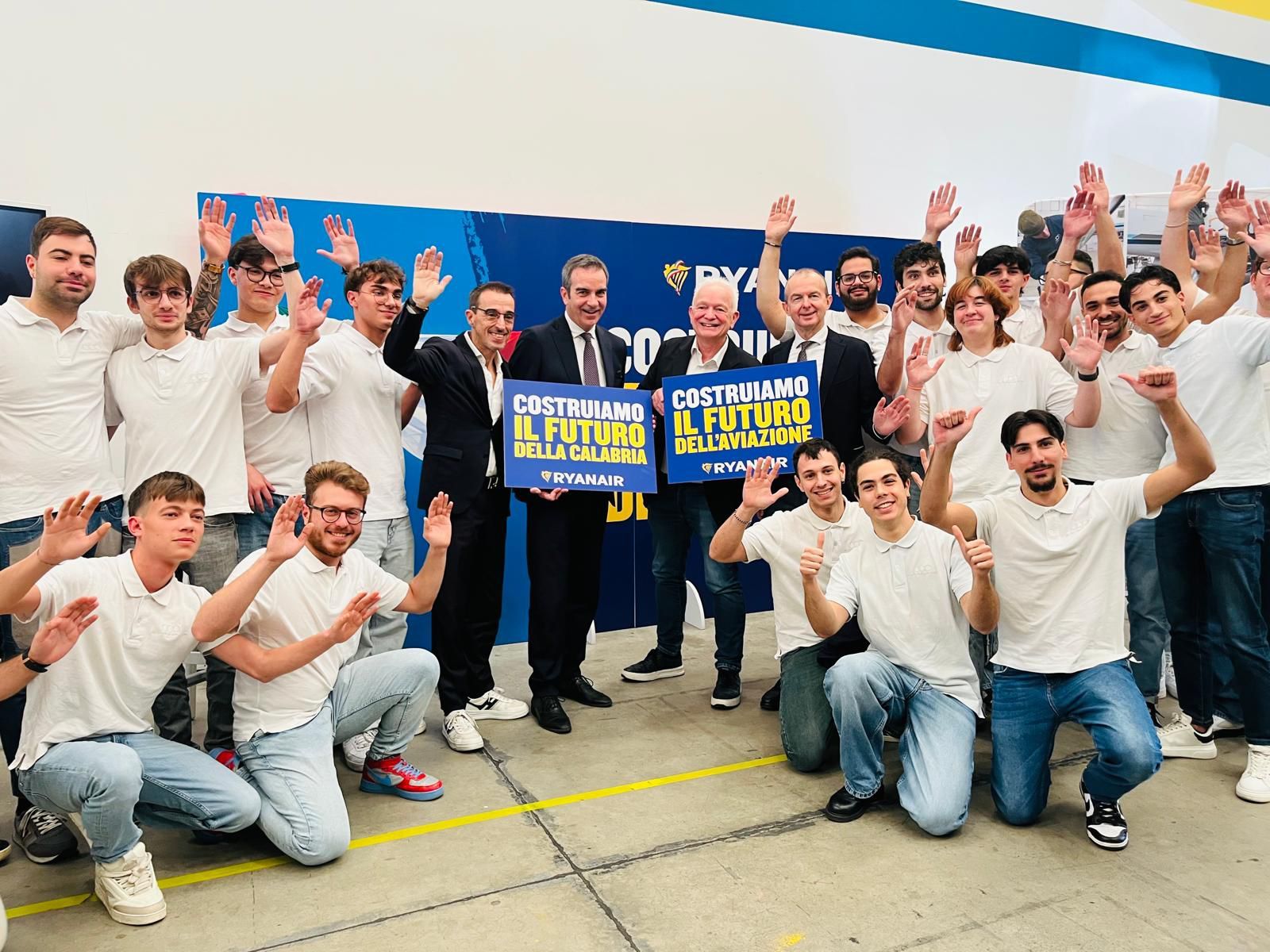 Ryanair, «Con i nuovi hangar ci saranno fino a 300 nuovi posti di lavoro in Calabria»