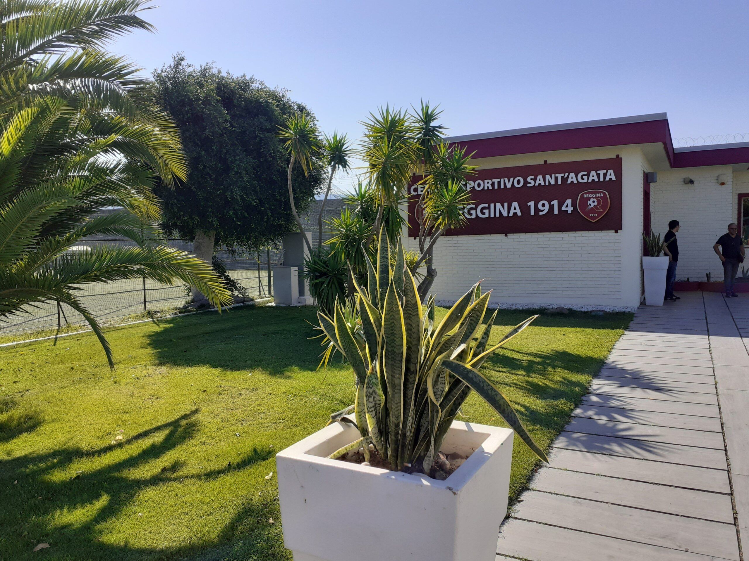 Irregolarità fiscali, Reggina penalizzata. Perde tre punti