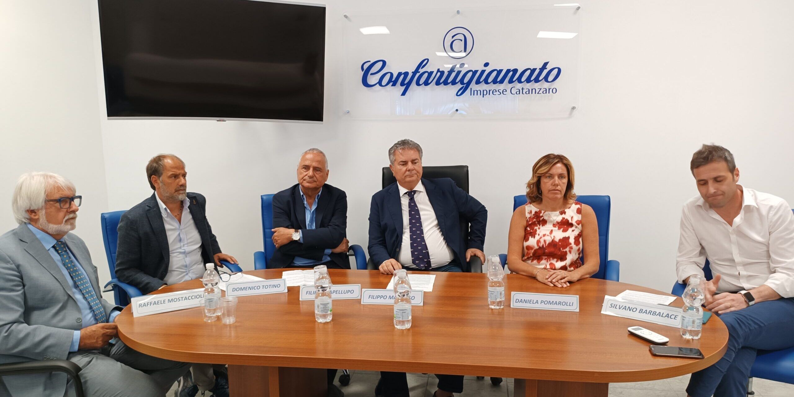 Lavoro, casa e prospettiva di vita in Calabria: l’intesa Openjobmetis, Confartigianato Catanzaro, Albatros e Aia