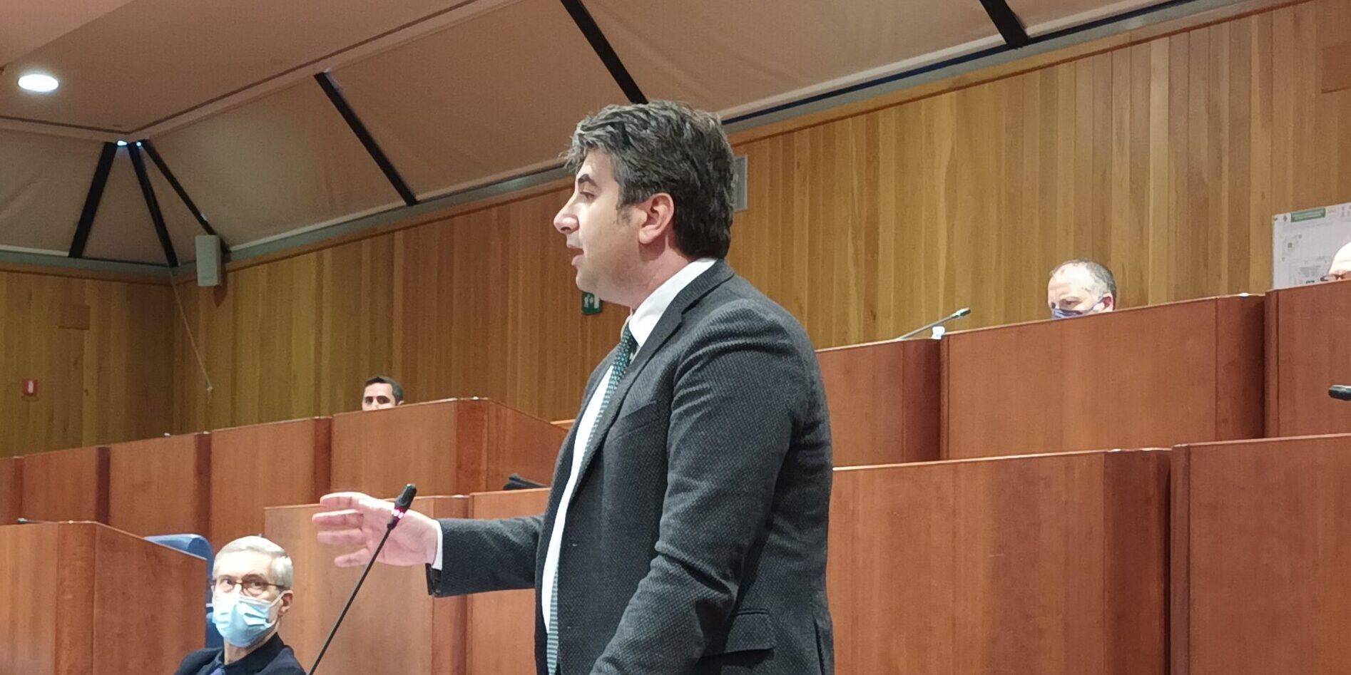 Aziende calabresi in difficoltà, Lo Schiavo: «La Regione istituisca l’Agenzia per l’energia»