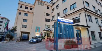 Agguato nel quartiere Tufolo-Farina a Crotone: 34enne gambizzato da un colpo di pistola