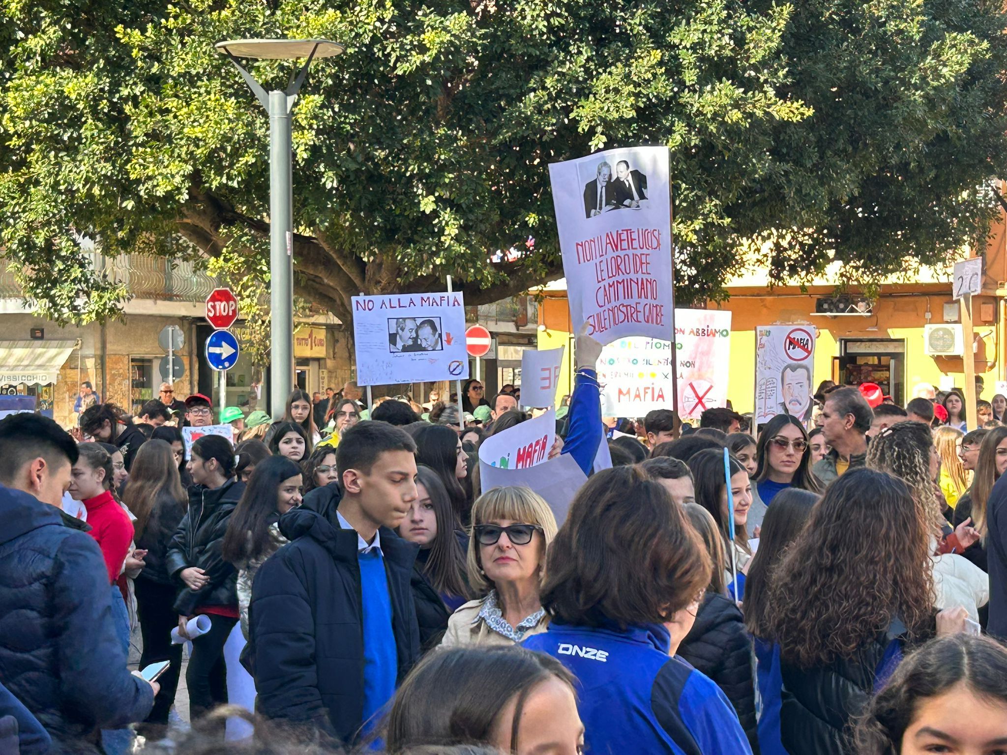 Gioia Tauro scende in piazza contro lo strapotere dei clan – FOTO E VIDEO