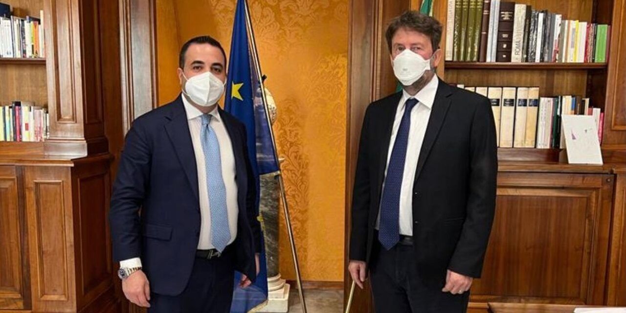 Piazza De Nava, Cannizzaro incontra Franceschini: «Preso un impegno lo porto avanti»