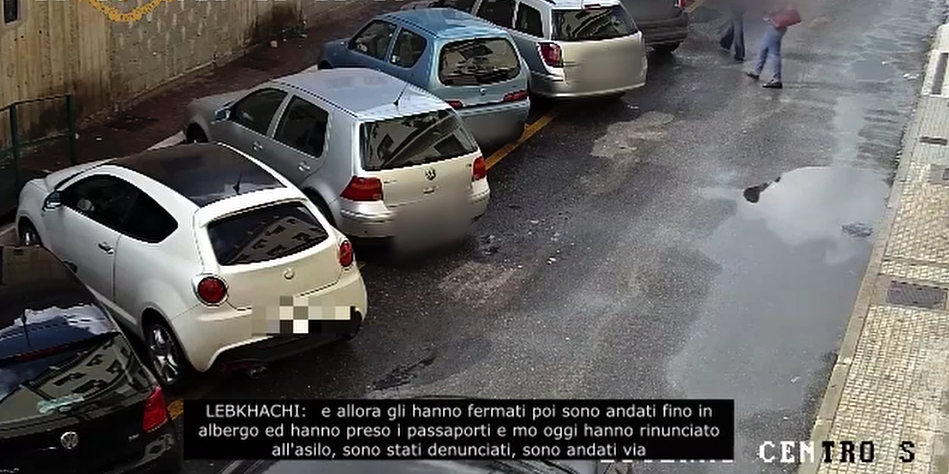 «Via di qua, troppi controlli». La mediatrice che a Crotone gestiva l’arrivo dei migranti e la paura di essere scoperta