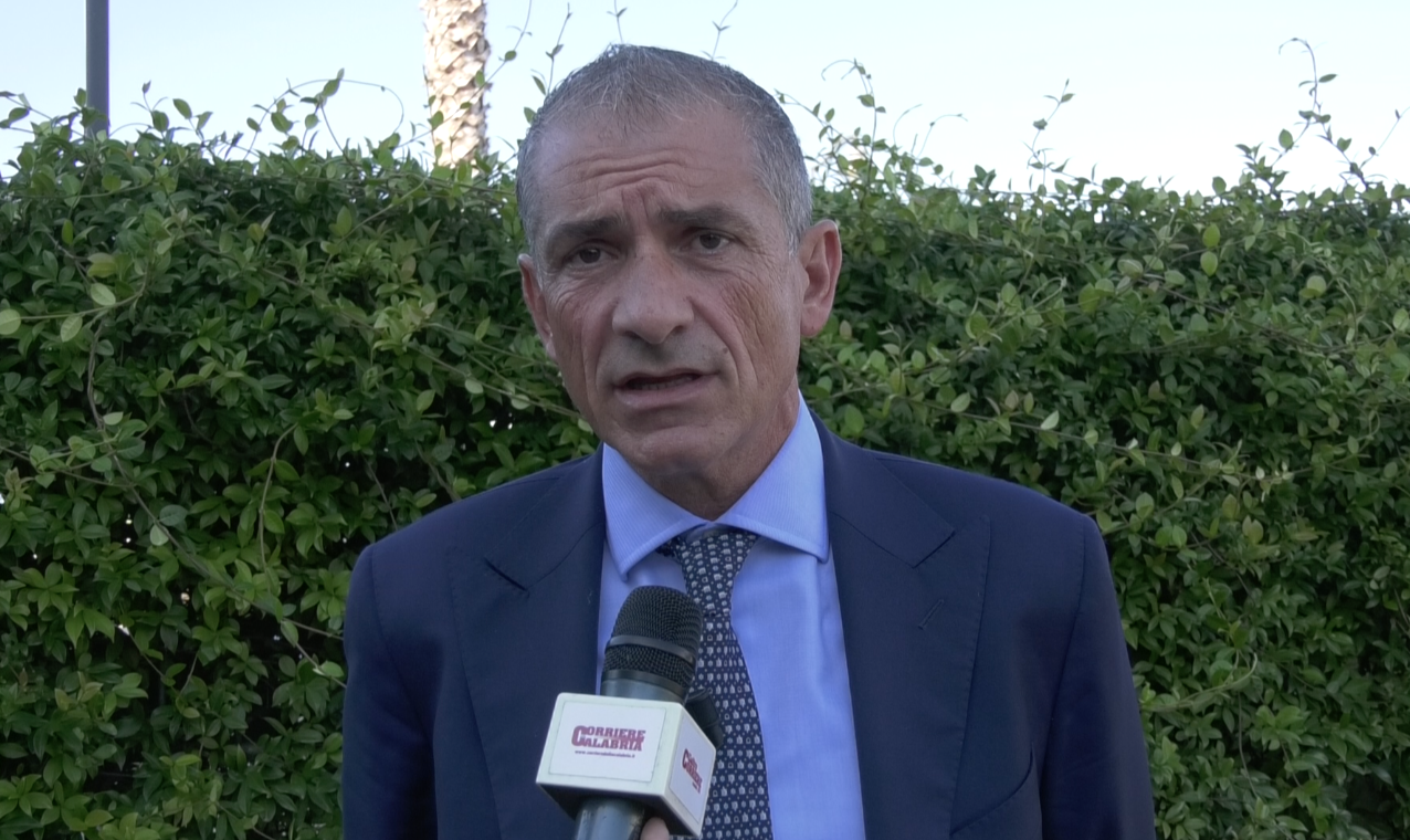 Sanità, full immersion del sottosegretario Costa nella “trincea” calabrese