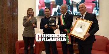Il campione calabrese Antonio Fuoco riceve il premio Antonio Serra – VIDEO
