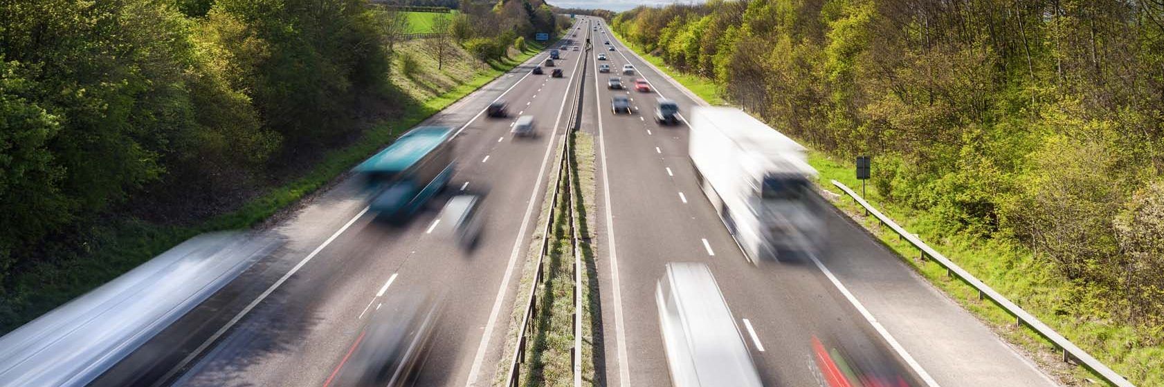 Primo weekend di vacanza da bollino rosso, sospesi 906 cantieri